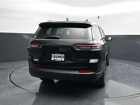 New 2026 Jeep Grand Cherokee L 4WD image 8