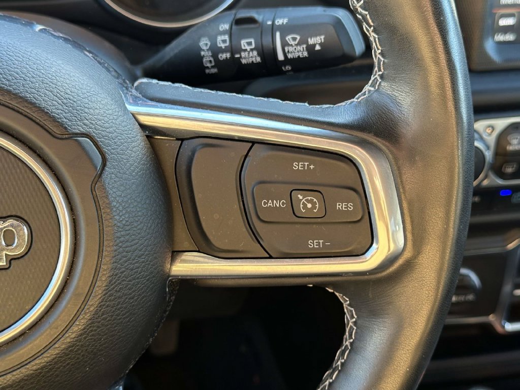 Used 2023 Jeep Wrangler Unlimited Sahara w/ Cold Weather Group AWD/4WD image 28