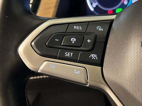 Certified 2024 Volkswagen Atlas SE w/ Panoramic Sunroof Package FWD image 21