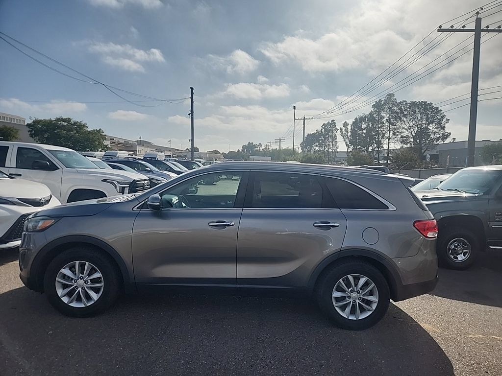 Used 2017 Kia Sorento LX w/ LX V6 Convenience Package FWD image 10
