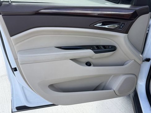 Used 2015 Cadillac SRX Premium w/ Driver Assist Package FWD image 9