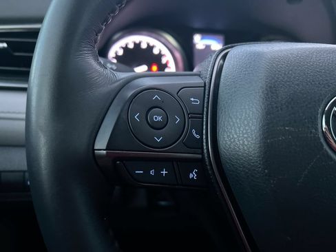 Used 2024 Toyota Camry SE FWD image 16