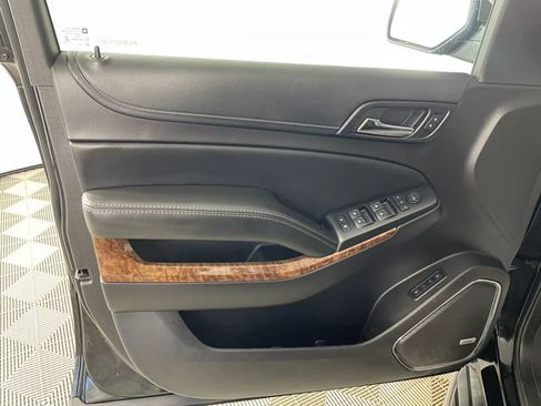 Used 2016 Chevrolet Suburban LTZ AWD/4WD image 14