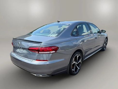 Used 2021 Volkswagen Passat 2.0T R-Line FWD image 5