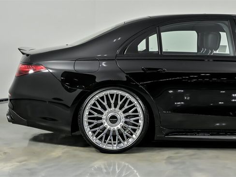 Used 2025 Mercedes-Benz S 580 4MATIC Sedan image 13