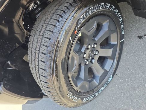 New 2026 RAM 1500 Express AWD/4WD image 33
