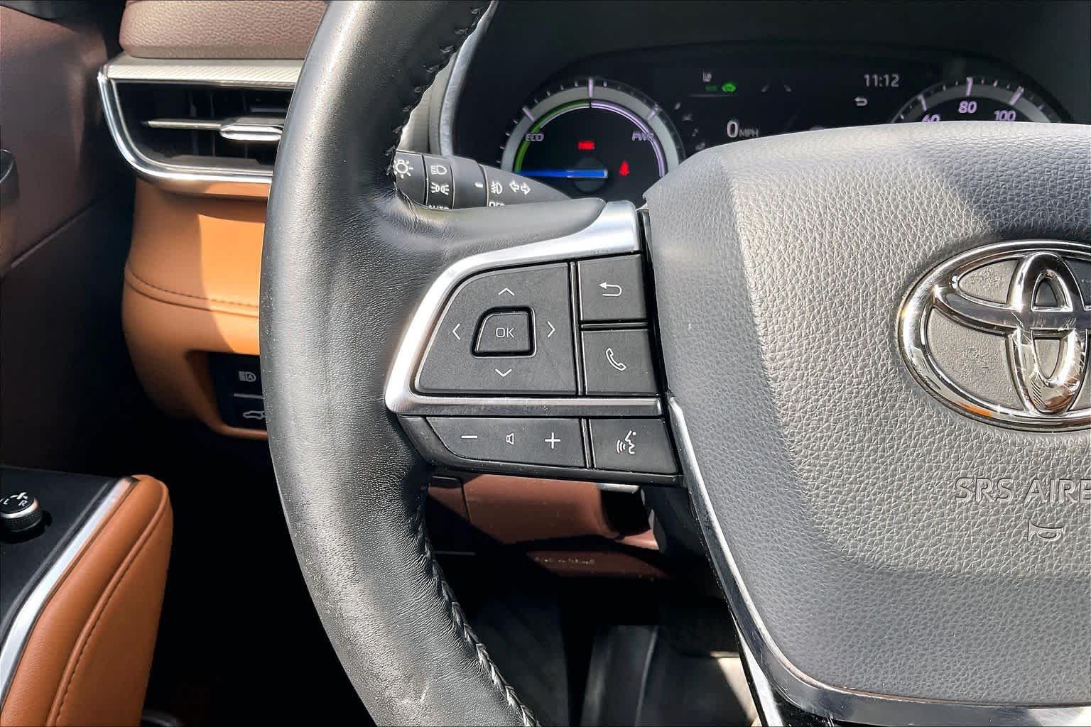 Used 2021 Toyota Highlander Platinum AWD/4WD image 24