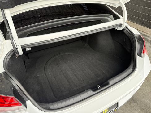 Used 2022 Hyundai Elantra Blue image 18