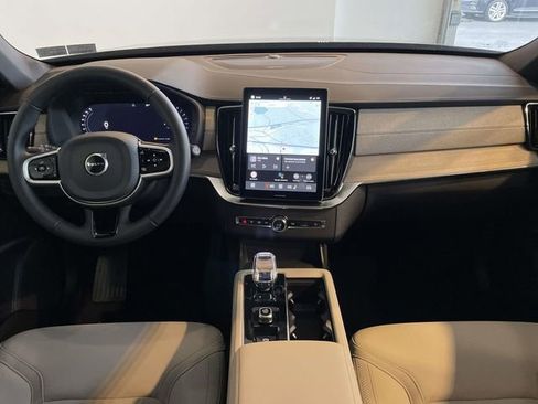 New 2026 Volvo XC90 B6 Plus w/ Protection Package Premier AWD/4WD image 25