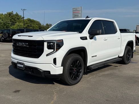 Used 2022 GMC Sierra 1500 Elevation AWD/4WD image 3
