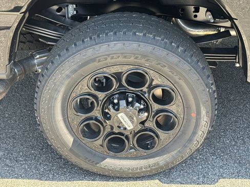 New 2026 Ford F350 Lariat w/ Black Appearance Package image 17