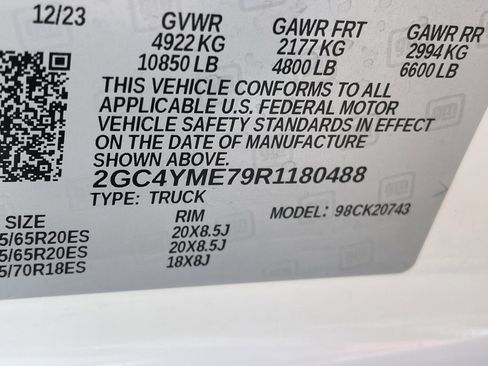 Used 2024 Chevrolet Silverado 2500 Custom w/ Custom Convenience Package image 33