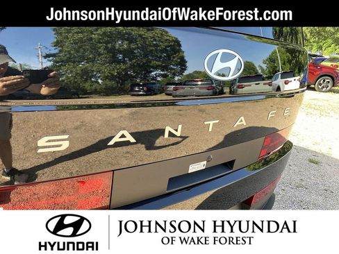 Used 2024 Hyundai Santa Fe SEL FWD image 19