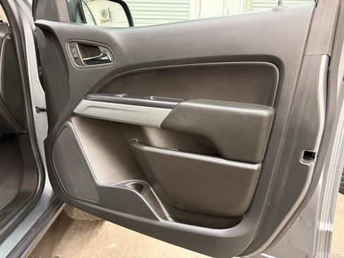 Used 2022 Chevrolet Colorado LT w/ Luxury Package image 33