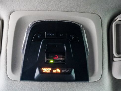 Used 2025 Toyota Corolla LE FWD image 23
