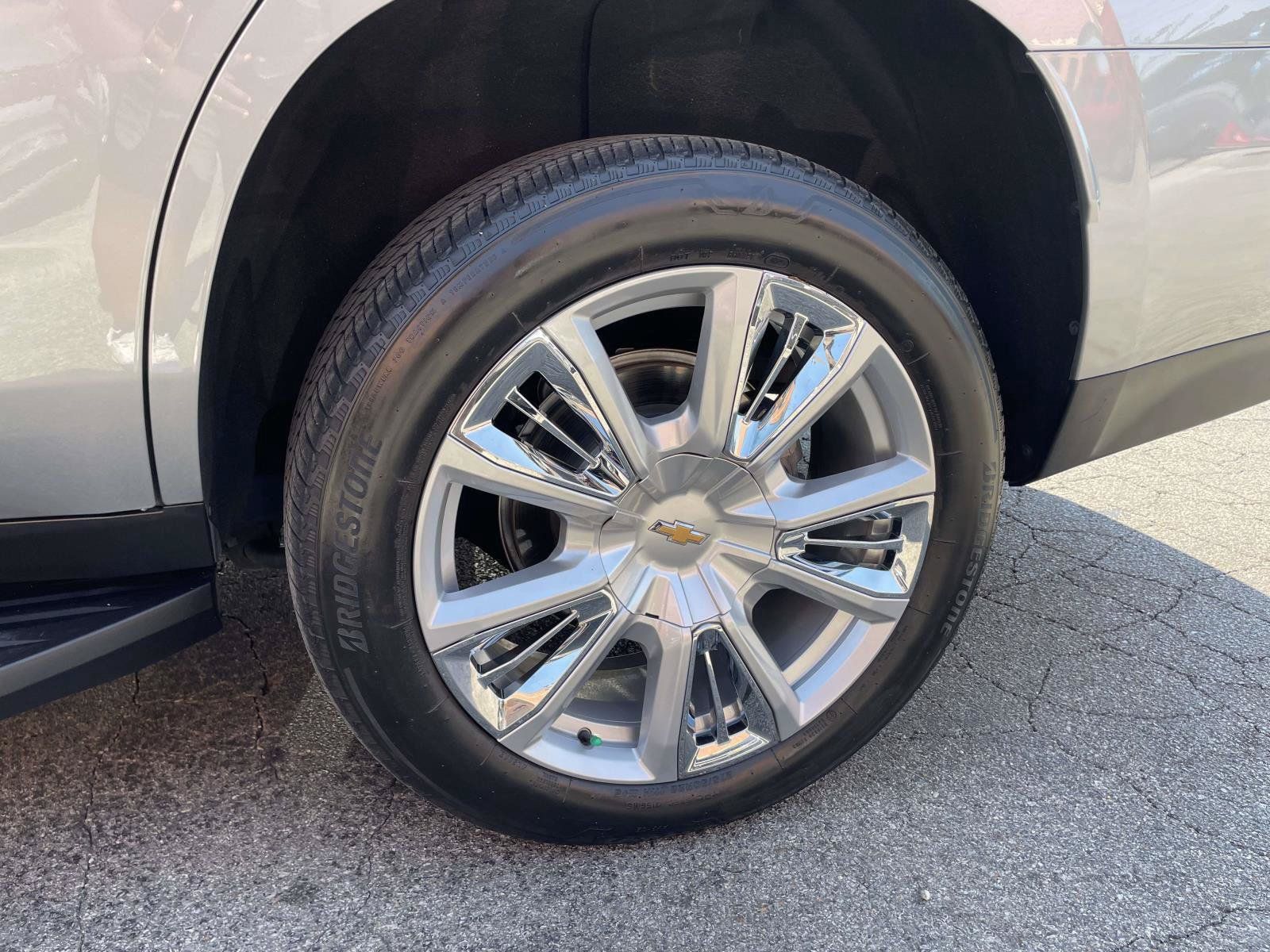 Used 2024 Chevrolet Tahoe High Country RWD image 29