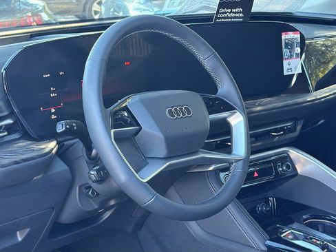 New 2025 Audi Q5 Premium AWD/4WD image 10