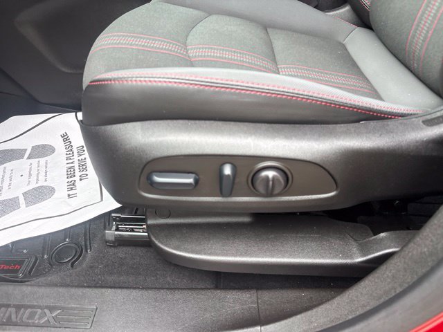 Used 2022 Chevrolet Equinox RS AWD/4WD image 4
