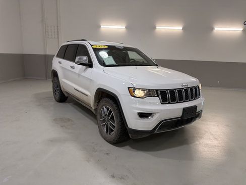 Used 2022 Jeep Grand Cherokee Limited AWD/4WD image 4