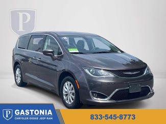 Certified 2018 Chrysler Pacifica Touring Plus FWD video 1