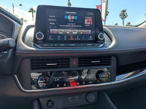 Certified 2025 Nissan Rogue SV AWD/4WD image 12