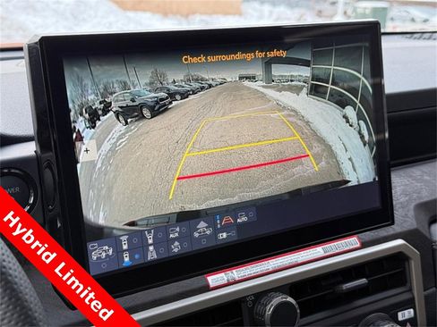 Used 2024 Toyota Tacoma Limited image 23