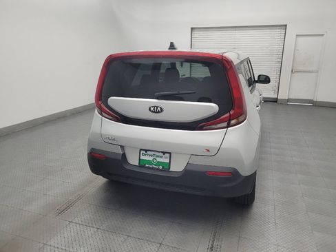 Used 2020 Kia Soul S FWD image 7