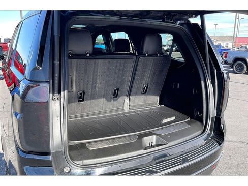 Used 2022 Chevrolet Tahoe Z71 image 10