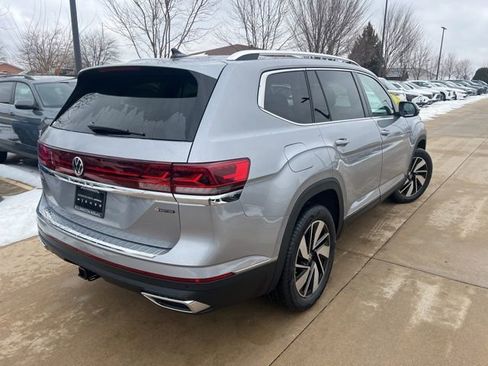 New 2026 Volkswagen Atlas SEL image 6
