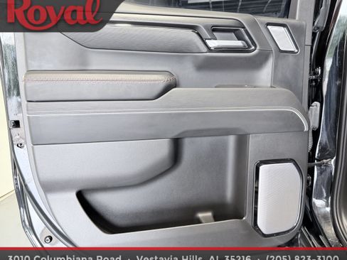 Used 2025 GMC Sierra 1500 AT4X AWD/4WD image 11