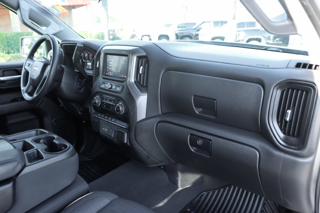 Used 2022 Chevrolet Silverado 1500 Custom w/ LPO, Dark Essentials Package AWD/4WD image 34