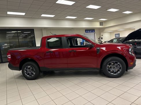 New 2025 Ford Maverick XLT w/ Equipment Group 302A image 6