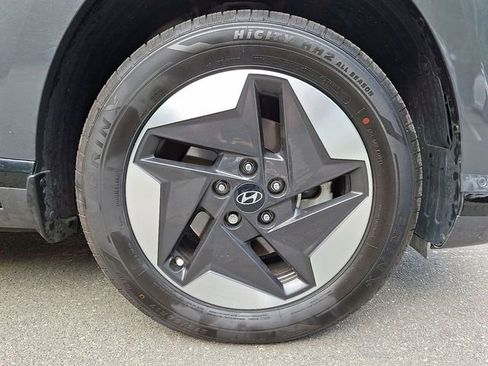 Used 2024 Hyundai Kona Limited FWD image 36