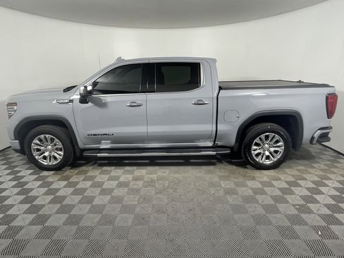 Used 2025 GMC Sierra 1500 Denali image 2