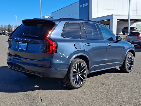 New 2026 Volvo XC90 B6 Ultra w/ Protection Package Premier image 4
