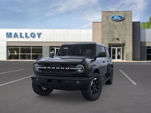 New 2026 Ford Bronco Outer Banks image 2