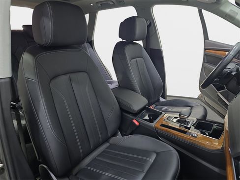 Used 2023 Audi Q5 2.0T Premium Plus w/ Premium Plus Package image 12