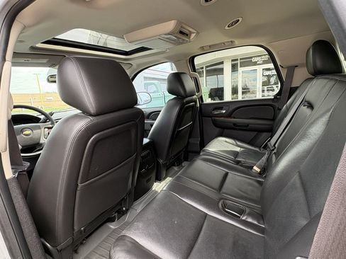 Used 2013 Chevrolet Tahoe LTZ AWD/4WD image 29