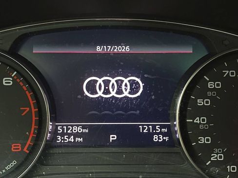 Used 2022 Audi Q5 2.0T Premium AWD/4WD image 16