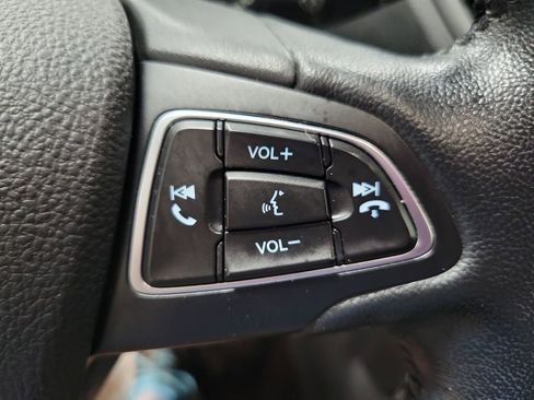 Used 2019 Ford Escape SEL AWD/4WD image 38