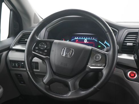 Used 2018 Honda Odyssey EX-L image 18
