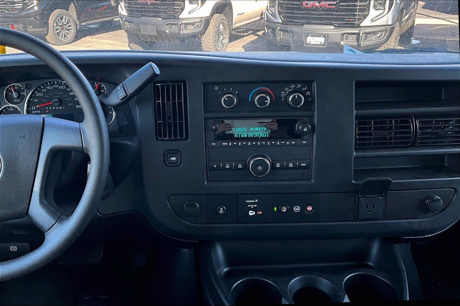 New 2025 Chevrolet Express 3500 RWD image 7