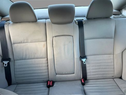 Used 2010 Volvo S40 2.4i image 16