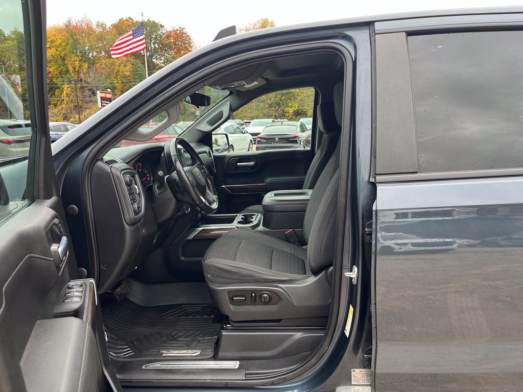 Used 2021 Chevrolet Silverado 1500 RST w/ Convenience Package II AWD/4WD image 19