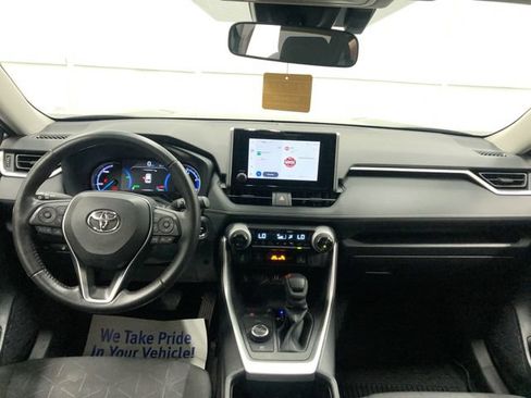 Used 2023 Toyota RAV4 XLE w/ XLE Grade Weather Package AWD/4WD image 15