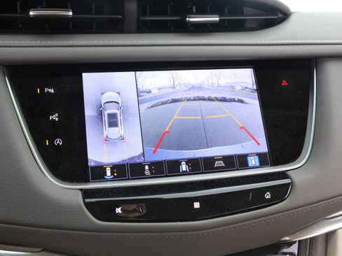 Used 2021 Cadillac XT5 Premium Luxury image 28