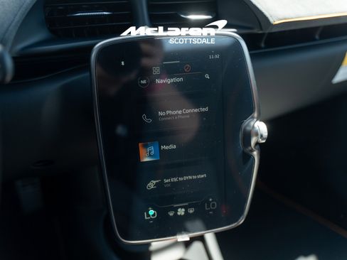 Used 2026 McLaren Artura RWD image 16