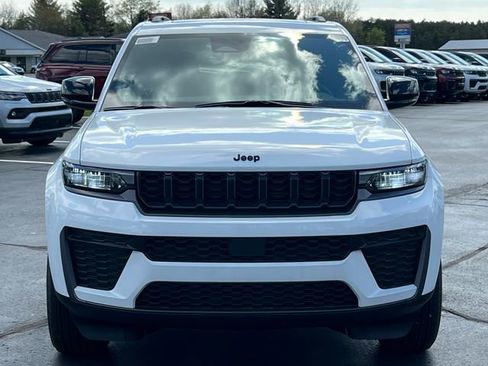 New 2026 Jeep Grand Cherokee Altitude AWD/4WD image 41