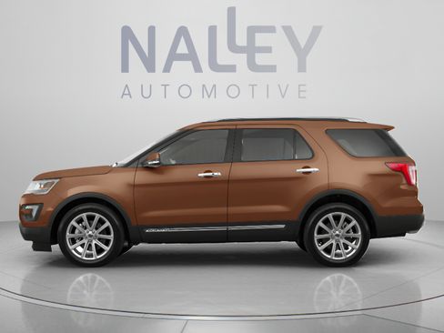 Used 2017 Ford Explorer Limited w/ Equipment Group 301A FWD image 2