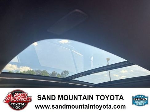 Used 2024 Toyota Grand Highlander AWD Hybrid image 17